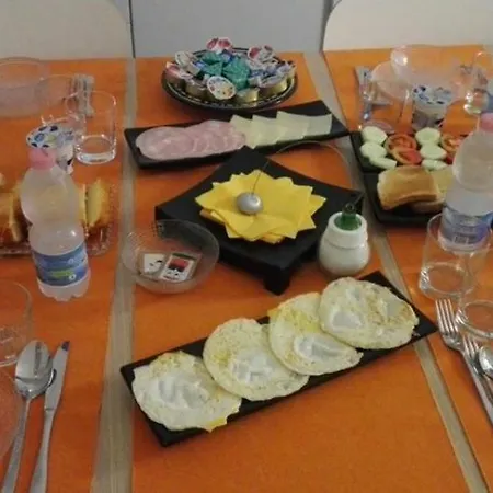 Giulio Cesare 24 Bed and Breakfast Παλέρμο