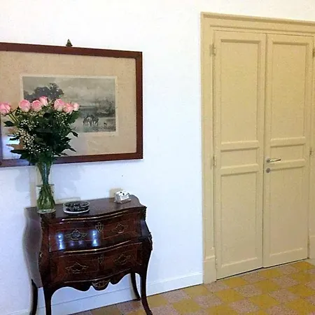 Giulio Cesare 24 Bed and Breakfast Παλέρμο