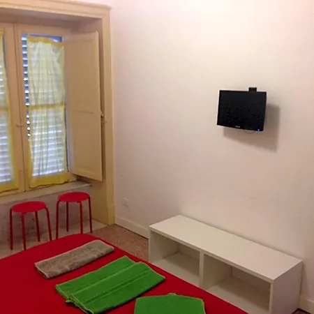 Giulio Cesare 24 Bed and Breakfast
