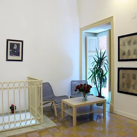 Giulio Cesare 24 לינה וארוחת בוקר