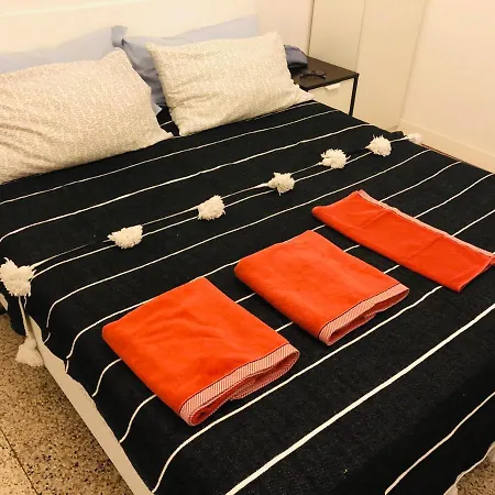 Giulio Cesare 24 Bed and Breakfast Παλέρμο