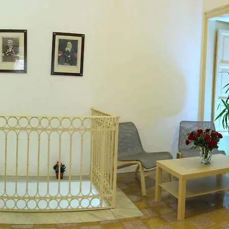 Giulio Cesare 24 4* Παλέρμο