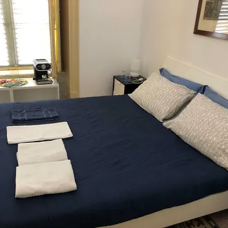 Giulio Cesare 24 4* Παλέρμο